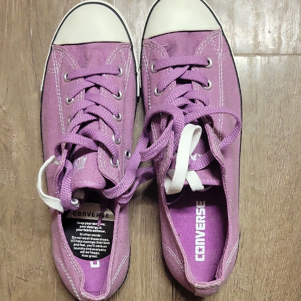 Converse Women's Lavender Canvas Sneakers 8